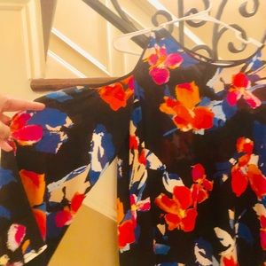 Vince Camuto long sleeve cold shoulder blouse NWT